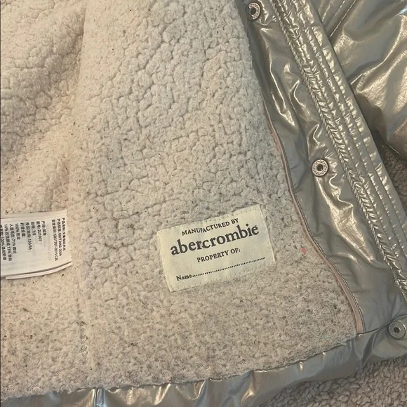 Kids Silver Puffer Jacket with Faux Fur Hood - Picture 4 of 8